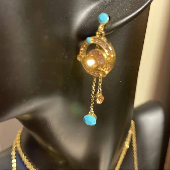 Gold and Turquoise Jewelry Set - Picture 4 of 10